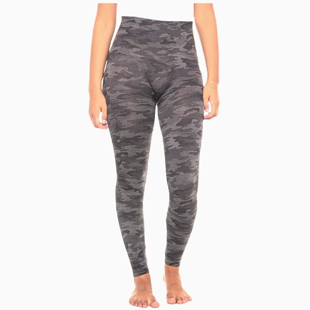 Spanx Look At Me Now Seamed Crop Leggings, Camouflage Heather Gray, Size Medium